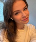 Rencontre Femme : Olya, 23 ans à Ukraine  Sumy